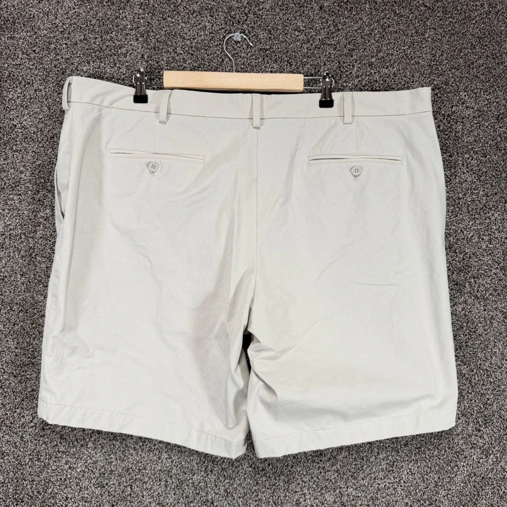 Vineyard Vines OTG Shorts Mens 46B/10 Beige Golf Performance On The Go Chino